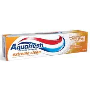 Aquafresh Extreme Clean Whitening Action Toothpaste